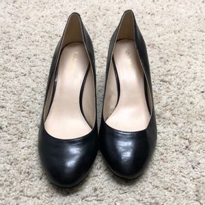 Black wedge shoes